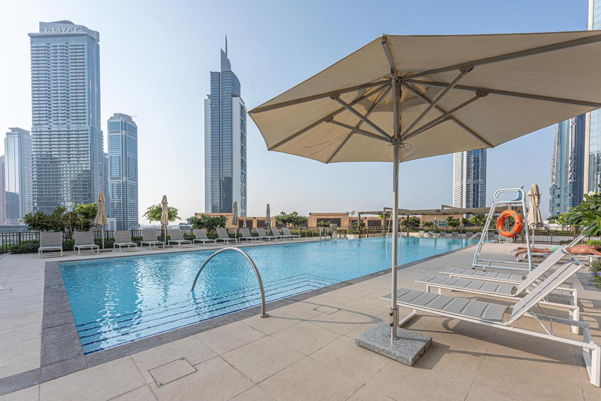 Stayis - 1 Bedroom Iconic Burj Khalifa View Apartment Dubai